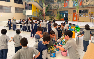 Exposición en nuestro Colegio Bajo Molle por el Mes del Medio Ambiente